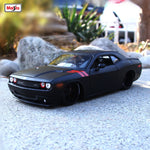 Load image into Gallery viewer, Dodge Challenger die cast model car
